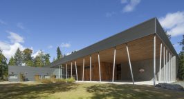 Stz’uminous Secondary School